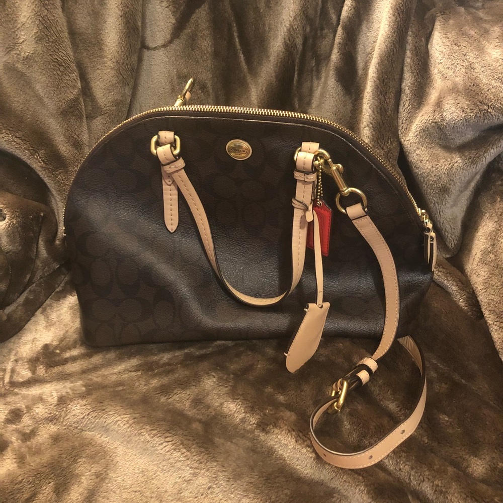PEYTON SIGNATURE CORA DOMED SATCHEL